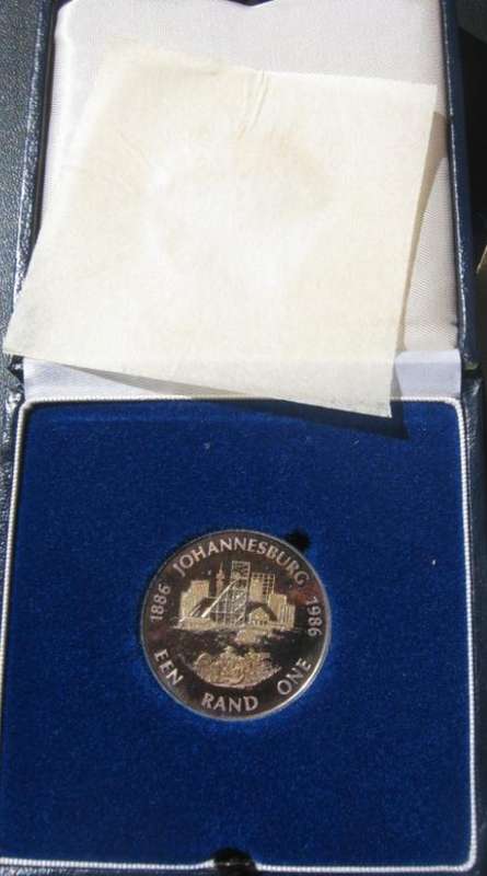 *** 1986 - SILVER PROOF R1 - JHB -  IN SA MINT BOX ***
