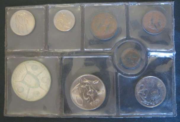 *** 1974 UNCIRCULATED COIN SET WITH SILVER R1 - AS ISSUED BY SA MINT ***