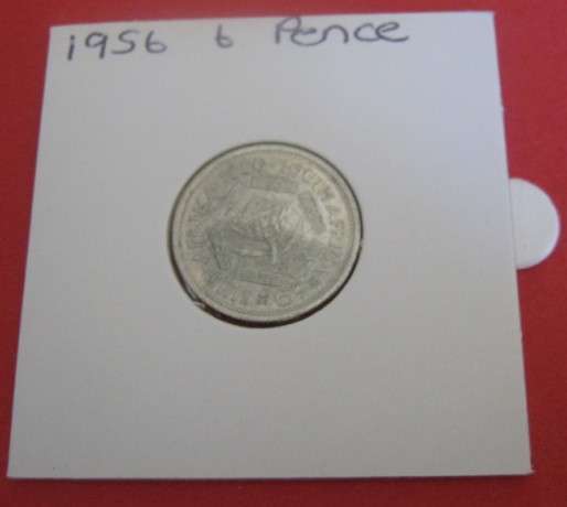 ***1956 UNION OF SA 6 PENCE  ***