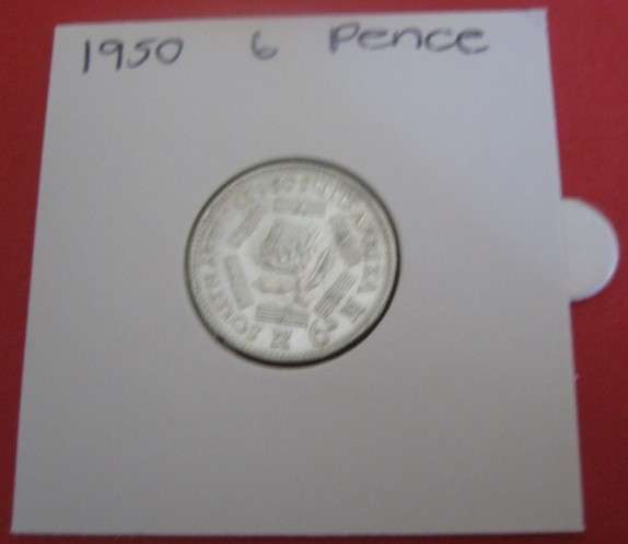 ***1950 UNION OF SA 6 PENCE  ***