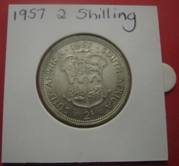 ***1957 UNION OF SA 2 SHILLING ***