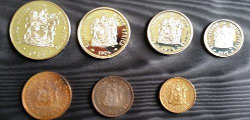 *** 1975 - SET OF SA PROOF COINS IN ONE LOT FROM  1/2c TO 50c - GREAT CONDITION ***
