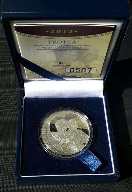 *** 2012 - SA SILVER PROOF R1 - PROTEA SERIES - WALTER AND ALBERTINA SISULU - IN BOX AS ISSUED ***