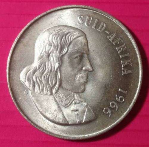 *** 1966 - SA SILVER R1 - `TAGGED EAR` VARIETY ***