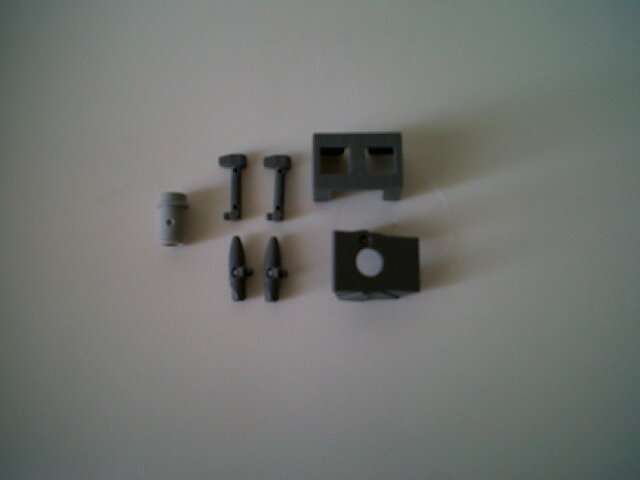 LEGO PARTS - Random Armor & Helmet Parts from Star Wars (7 Piece Bundle)