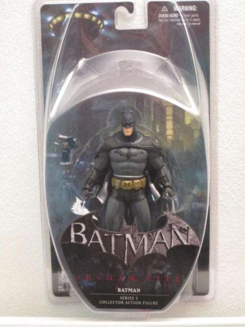 Batman (Arkham Asylum Series 3) - Action Figure