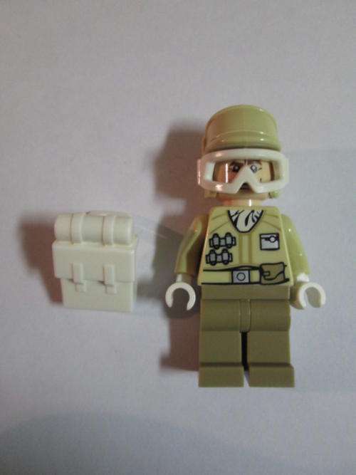 Hoth Rebel Trooper #1 (With backpack) - Lego Star Wars Minifigure