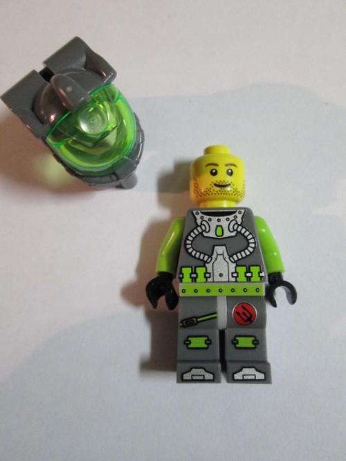 Lance Spears (Green) - Lego Atlantis Minifigure, DISCONTINUED