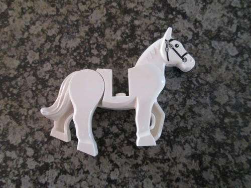 White Horse (movable hind legs) - Lego Minifigure
