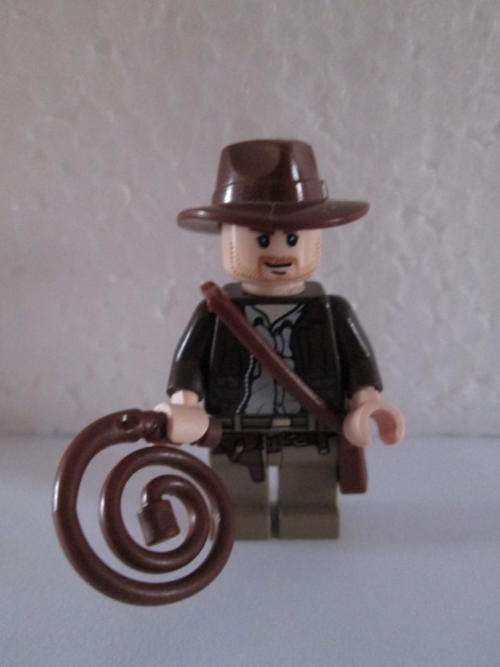 Indiana Jones (With Whip & Pouch) - Lego Indiana Jones Minifigure