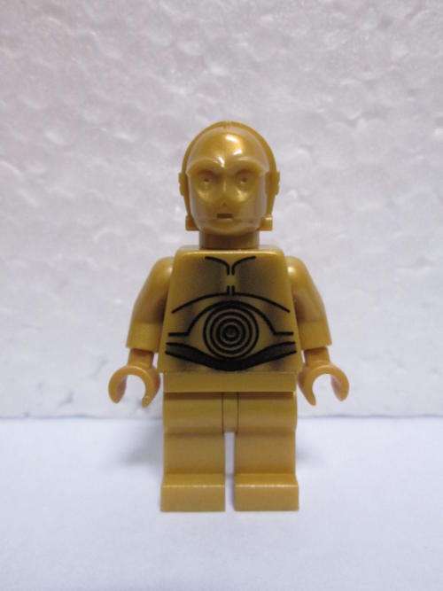 C-3PO - Lego Star Wars Minifigure (Hard to find and Discontinued)