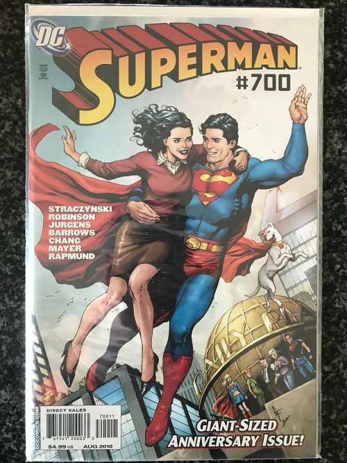 Superman #700 (NM - 2010) DC Comics