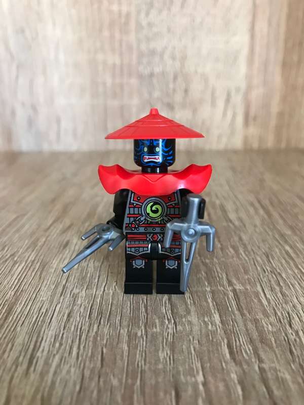 Stone Warrior Swordsman with Silver Daggers Lego Ninjago Minifigure