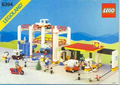 Classic Town Set from 1988 - Metro Park & Garage