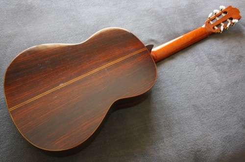 1970's Yamaha G-240 Classical Guitar - Cedar Top, Rosewood Back and Sides with Case!!