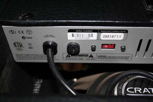 Crate V5 Guitar Valve Amp - 5 watts (Full Valve) - Excellent Condition!!