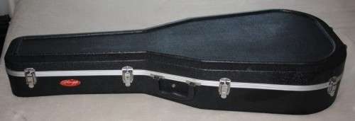 Yamaha AE500 Semi-Hollow Jazz Guitar - Gloss Black with Hardcase - Like New!!