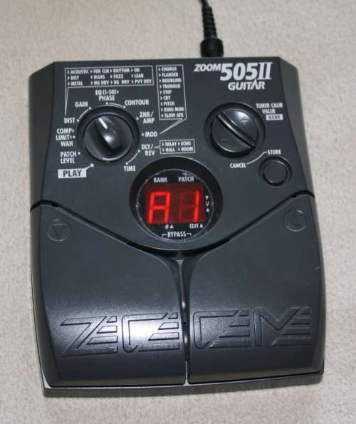 Zoom 505 II Guitar Mini-Multi Effects Pedal - Good Condition!!