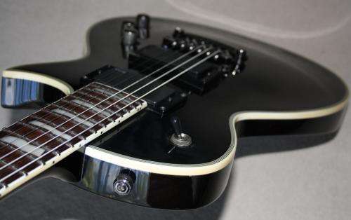 Esp LTD EC-401FM Electric Guitar (Black Flame Maple Top) - EMG 81/85 Pickups - Stunning Guitar!!