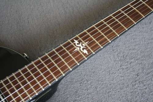 Ibanez ART100 Electric Guitar - Gloss Black - Les Paul Shape