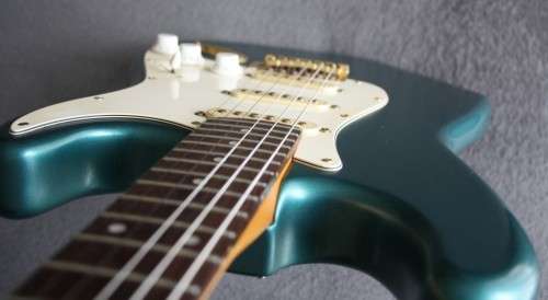 Fender Korean Squire Stratocaster Guitar - Emerald Green - Beauty!!