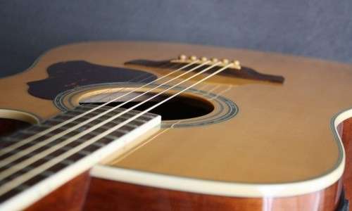 Crafter DE-8 Acoustic Guitar - Dreadnaught Shape - Solid Spruce Top - LR Baggs Pickup