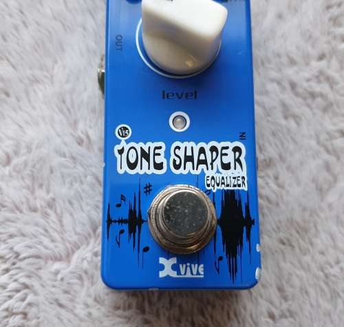 Xvive V15 Tone Shaper Equalizer Guitar Pedal