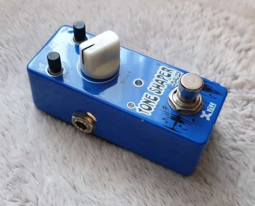 Xvive V15 Tone Shaper Equalizer Guitar Pedal