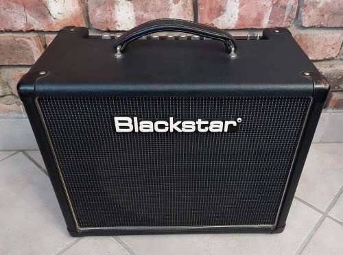 Blackstar HT5R Guitar Valve Amp - 5watt with Reverb and 12 inch