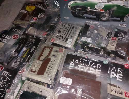 Complete Kit (All 100 Issues) Unbuilt - DeAgostini 1-8 Scale Jaguar E-Type Build Your Own Car