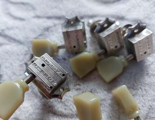 Gibson USA Deluxe Kluson Tulip Guitar Tuners
