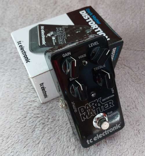 TC Electronics Dark Matter Distortion Guitar Pedal
