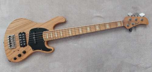 Cort GB75 Bass Guitar 5 String
