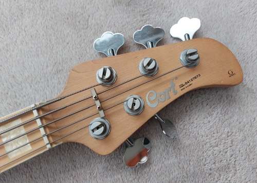 Cort GB75 Bass Guitar 5 String