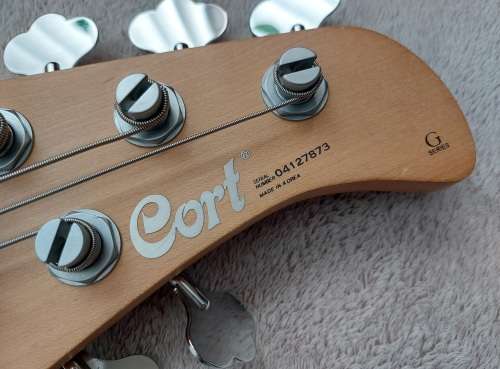 Cort GB75 Bass Guitar 5 String