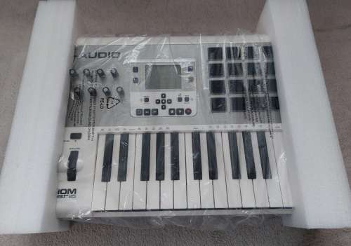 M-Audio Axiom Air 25 Keyboard and Pad Controller