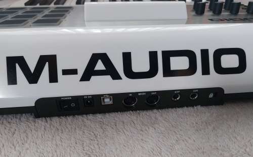 M-Audio Axiom Air 25 Keyboard and Pad Controller