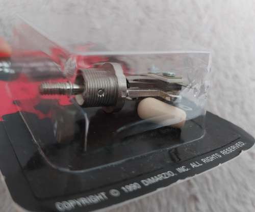 Dimarzio EP1102 Switchcraft Les Paul Type Guitar Switch - Short