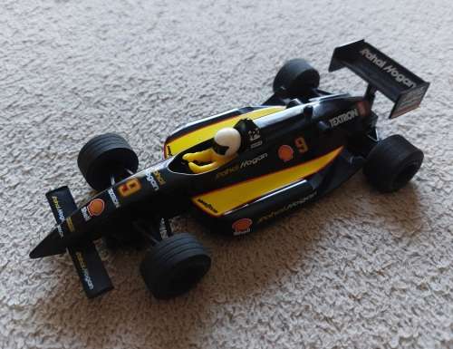 Hornby Hobbies 1/32 Indy Car Slot Car
