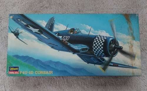 Hasegawa 1/72 F4U-1D Corsair American WWII Fighter Plane