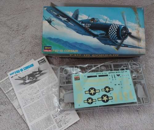 Hasegawa 1/72 F4U-1D Corsair American WWII Fighter Plane