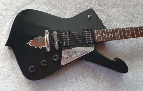 Ibanez Iceman Paul Stanley -KISS- Signature Guitar