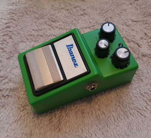 Ibanez TS9 Tubescreamer Overdrive Guitar Pedal (As New in Box)