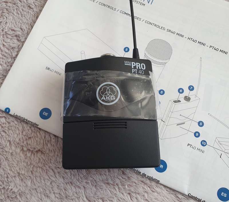AKG WMS40 Mini Wireless Guitar Instrument System