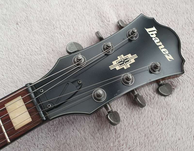 Brand New Ibanez AMV10A Semi-Hollow Guitar