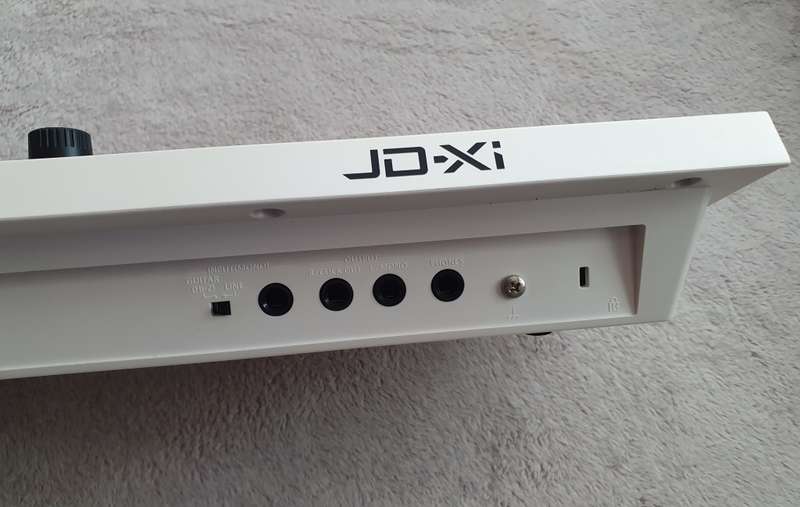 Roland JD-Xi Analog/Digital Synthesizer