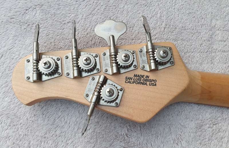 USA Music Man StingRay 5 String Fretless Bass Guitar