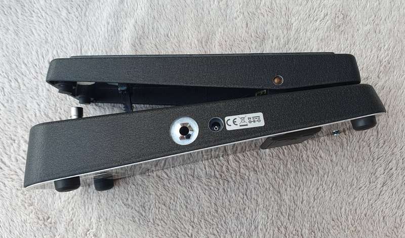 Cry Baby GCB95F Classic Wah Pedal for Guitar