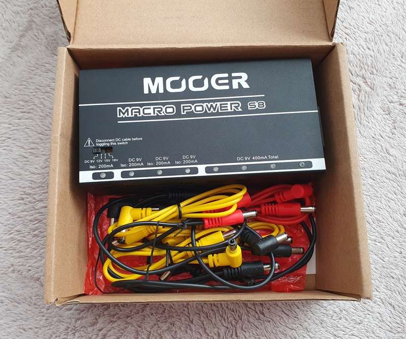(NEW) Mooer Macro Power S8 - 8 way Guitar Pedal Power Supply