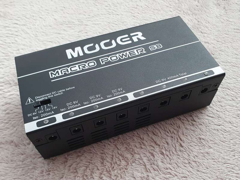 (NEW) Mooer Macro Power S8 - 8 way Guitar Pedal Power Supply